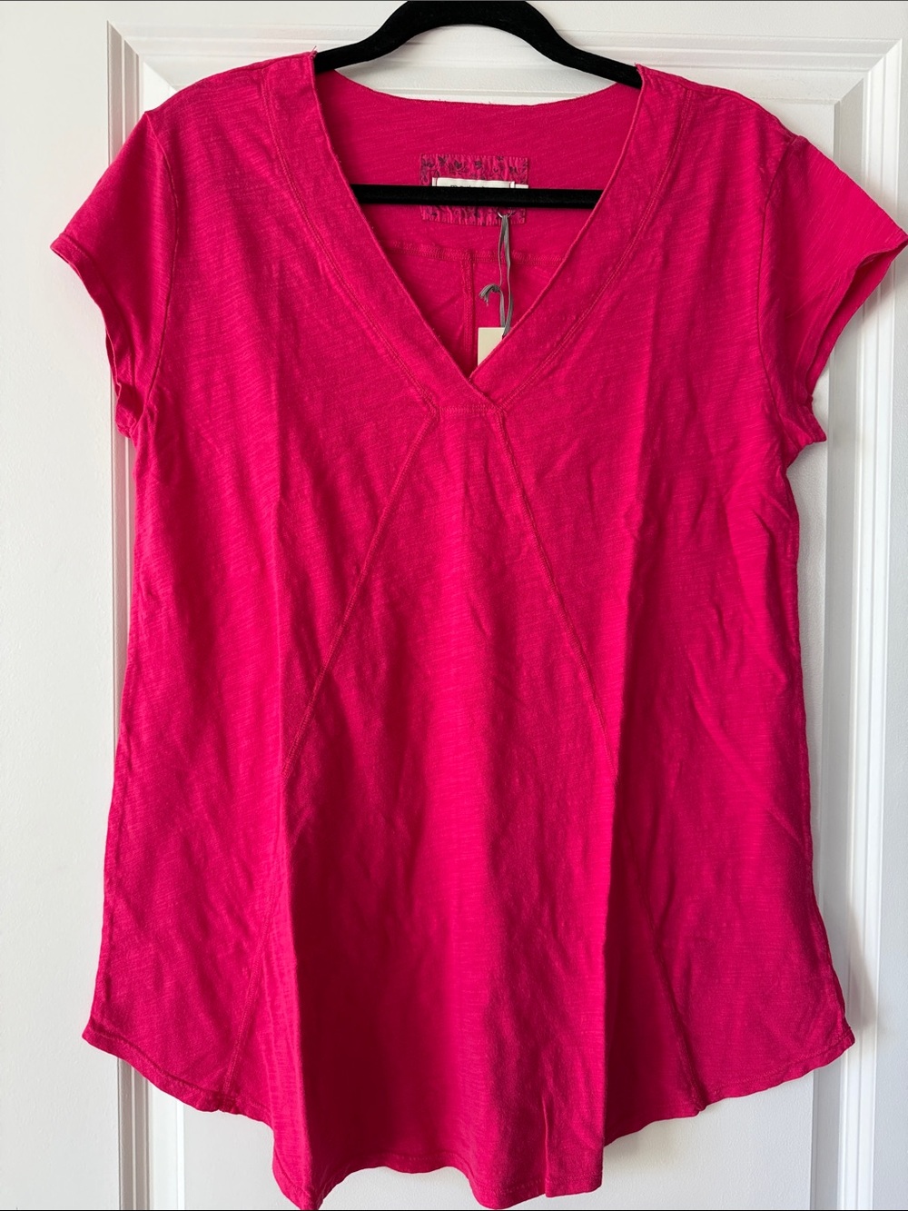 Mododoc Hot Pink V-Neck Short Sleeve Tee